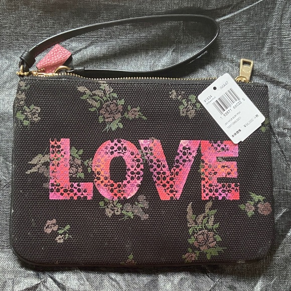 Coach Handbags - Coach Gallery Pouch with Jason Naylor Graphic NWT